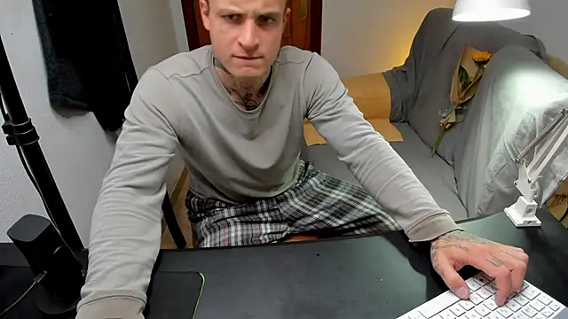 layneinchains online show from April 21, 3:07 pm