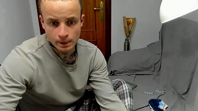 layneinchains online show from April 23, 3:36 pm