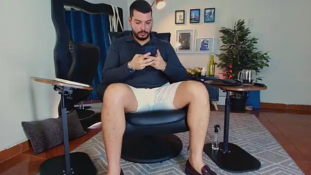 HenryBenso online show from June 8, 12:06 pm