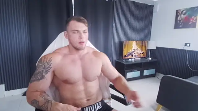 YourHotGreg online show from June 5, 7:19 pm