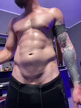 MachineDien online show from April 23, 9:39 pm