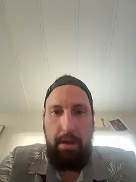 BobbyQ29 online show from April 21, 5:30 pm