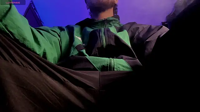 s sven03 online show from March 4, 8:21 am