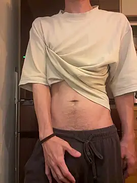 saku chan live online show from May 7, 4:29 pm