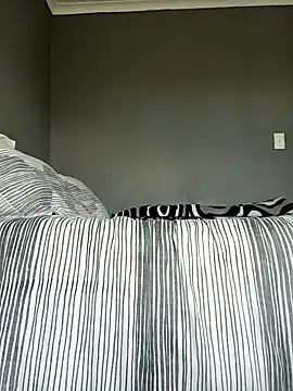 the greatt online show from February 12, 11:05 am