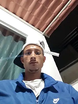 magrinhosafadoo33 online show from February 1, 6:45 am