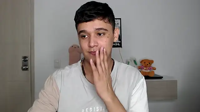 kaiine190 online show from November 18, 7:56 am