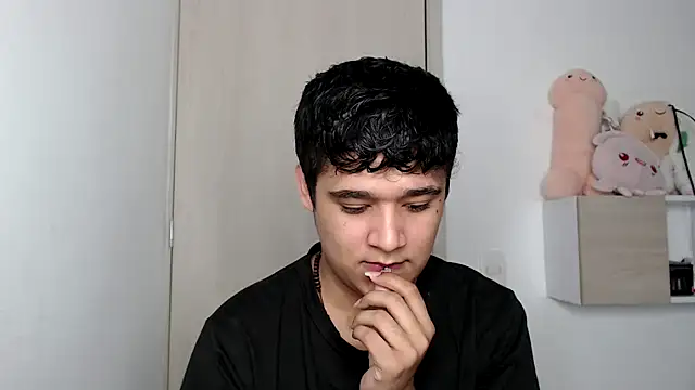 kaiine190 online show from October 24, 11:01 am