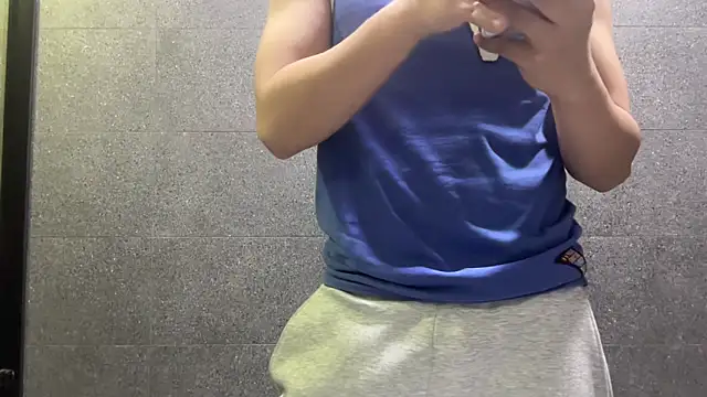 taka32204 online show from December 14, 2:13 pm