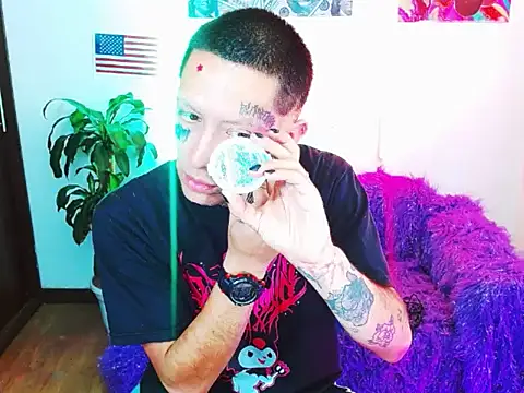 Snapshot of deivid_estrada chatting on January 27, 2:46 pm deivid estrada online show from January 27, 2:46 pm