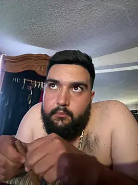 bigdickgio6923 online show from June 25, 10:35 pm