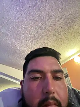 bigdickgio6923 online show from August 6, 12:38 am
