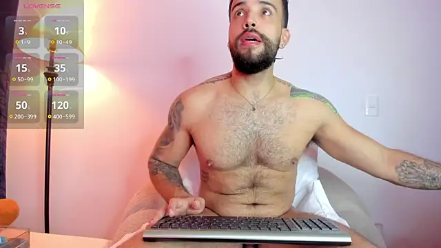 jacob stud18  online show from August 5, 10:26 pm