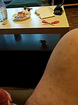 fickmonster2024 online show from December 15, 7:16 am