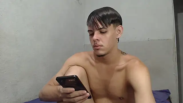 MicaelRian69 online show from March 4, 12:39 am