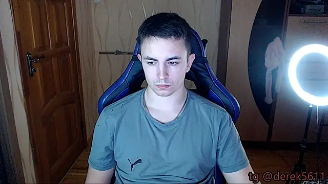 bigmark033 online show from November 12, 4:57 pm