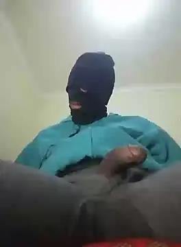 Snapshot of Gifttheskimaskboy chatting on September 29, 3:38 am Gifttheskimaskboy online show from September 29, 3:38 am