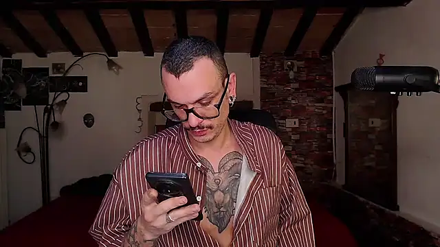 cek 186 online show from March 1, 2:50 pm