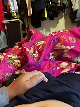 A6229 online show from December 11, 11:00 pm