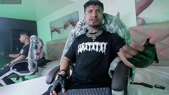 JuanCamiilo 66 online show from June 7, 3:02 am