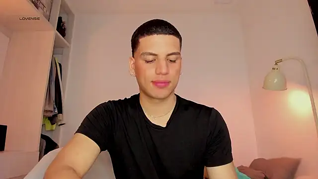 Curlblue online show from March 5, 7:48 am