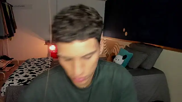 Curlblue online show from April 21, 2:37 am