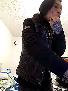 camilo28casas online show from March 20, 10:41 am