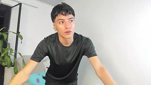 sebas rose online show from October 19, 12:15 am