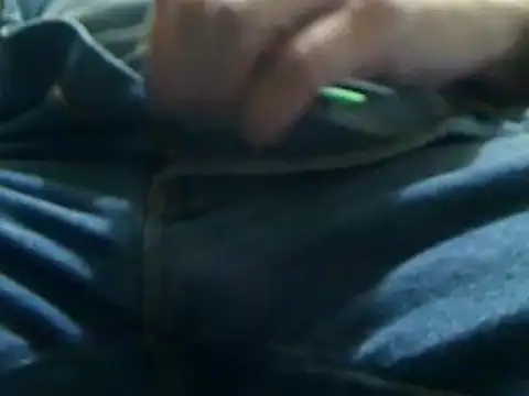 Snapshot of markluvskitty chatting on December 26, 2:05 pm markluvskitty online show from December 26, 2:05 pm