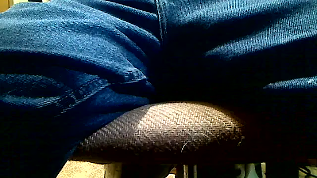 markluvskitty online show from April 22, 12:54 pm