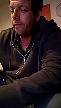 Knuffelstaaf123 online show from April 19, 8:22 pm