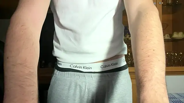 Hank 04 online show from December 10, 10:38 pm