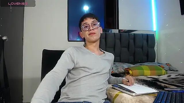 Snapshot of Mr_daren_ chatting on January 21, 6:00 pm Mr daren online show from January 21, 6:00 pm