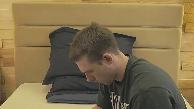 EthanPinkman online show from April 24, 4:59 am