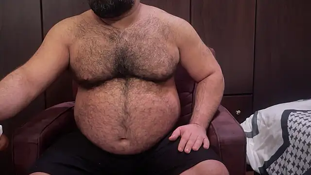 HAIRY ARAB SULTAN online show from March 16, 10:53 pm