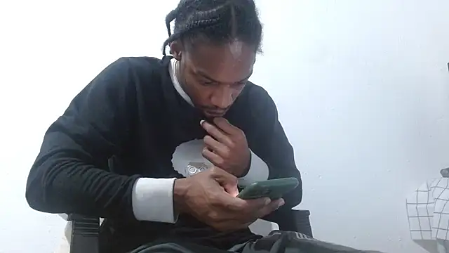 Larry-n-clouds online show from February 25, 2:56 am