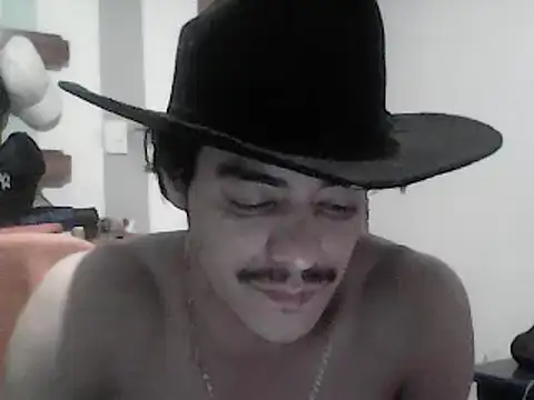 Snapshot of chico_irresistible chatting on February 12, 7:23 am chico irresistible online show from February 12, 7:23 am