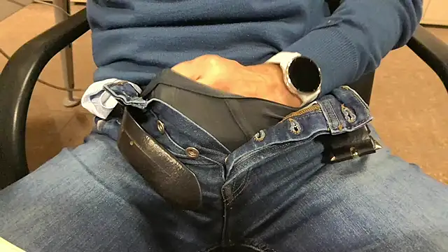 alessandroman2114 online show from November 18, 6:11 pm