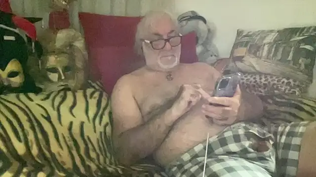Snapshot of EroticVenetian chatting on September 16, 6:03 am EroticVenetian online show from September 16, 6:03 am