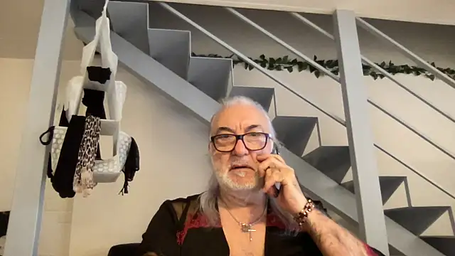 Snapshot of EroticVenetian chatting on March 8, 7:02 am EroticVenetian online show from March 8, 7:02 am