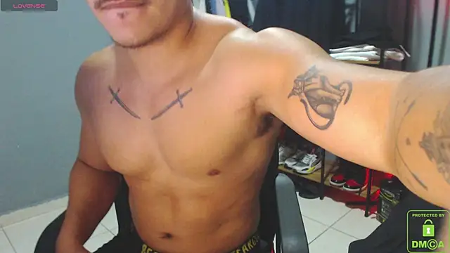 Snapshot of paulo_allen chatting on February 5, 12:38 pm paulo allen online show from February 5, 12:38 pm