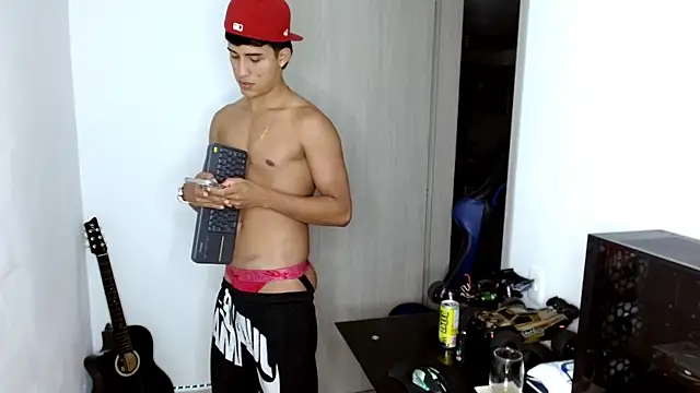 Snapshot of Juan_da01 chatting on February 16, 12:43 am Juan da01 online show from February 16, 12:43 am