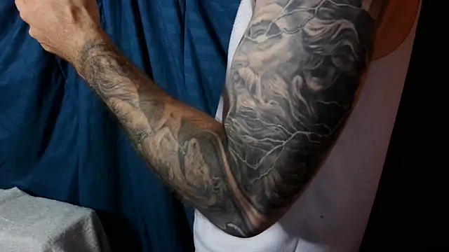 Kenner fox77 online show from December 24, 11:22 pm