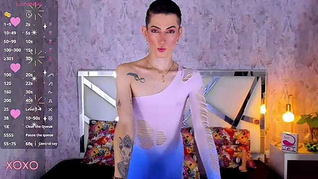 Snapshot of dominic_thailor chatting on October 16, 2:03 pm dominic thailor online show from October 16, 2:03 pm