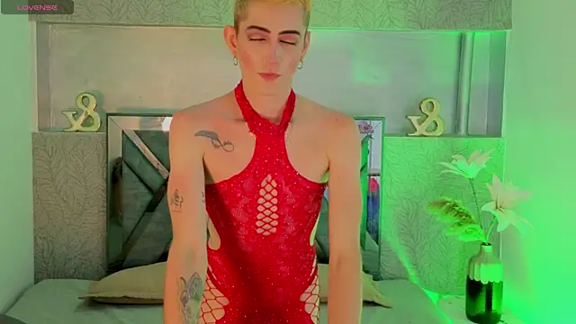 dominic thailor online show from July 29, 3:33 pm