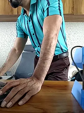 indianguy89 online show from March 16, 5:25 am