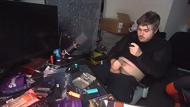 hairy-scottishman online show from May 15, 2:20 am