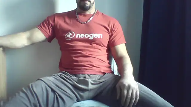 Snapshot of fl3xxx1 chatting on December 14, 11:18 am fl3xxx1 online show from December 14, 11:18 am