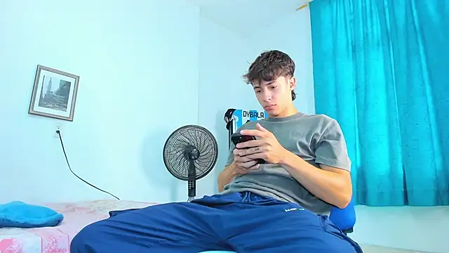 AlessandroDybala online show from March 4, 1:07 pm