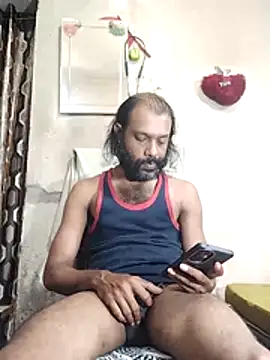 BadBoySmoker7070 online show from July 3, 6:56 pm